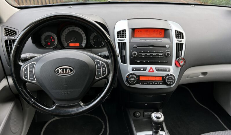 KIA CEED 2.0 CRDI 140KM – KLIMATRONIC – GRZANE FOTELE – ZAREJESTROWANA W POLSCE full