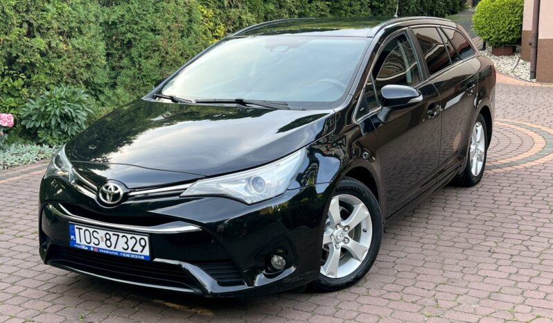 TOYOTA AVENSIS III 2.0 D4D 143KM – LIFT – MANUAL – KAMERA – NAVI – NOWE OPONY full