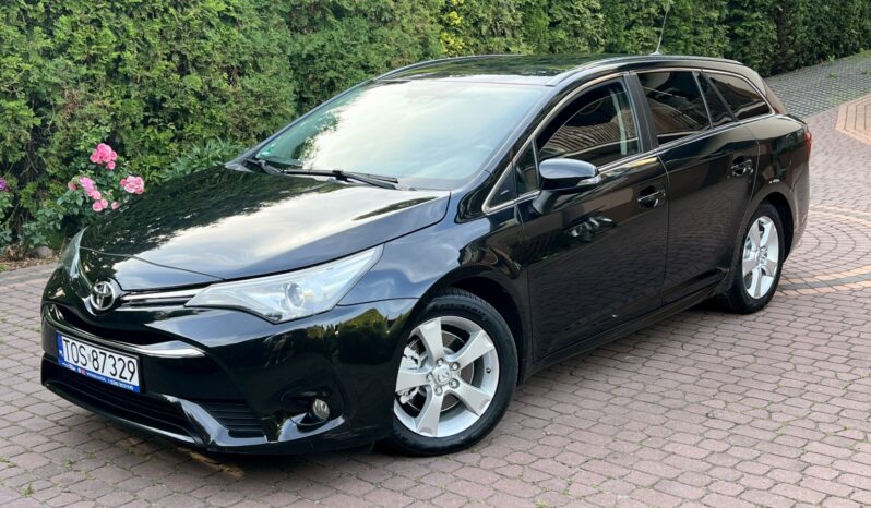 TOYOTA AVENSIS III 2.0 D4D 143KM – LIFT – MANUAL – KAMERA – NAVI – NOWE OPONY full