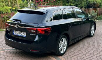 TOYOTA AVENSIS III 2.0 D4D 143KM – LIFT – MANUAL – KAMERA – NAVI – NOWE OPONY full