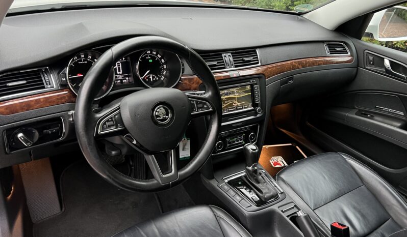 SKODA SUPERB II LIFT 2.0 TDI 170KM – AUTOMAT DSG – NAVI – SKÓRA – PANORAMA – EL. FOTELE full