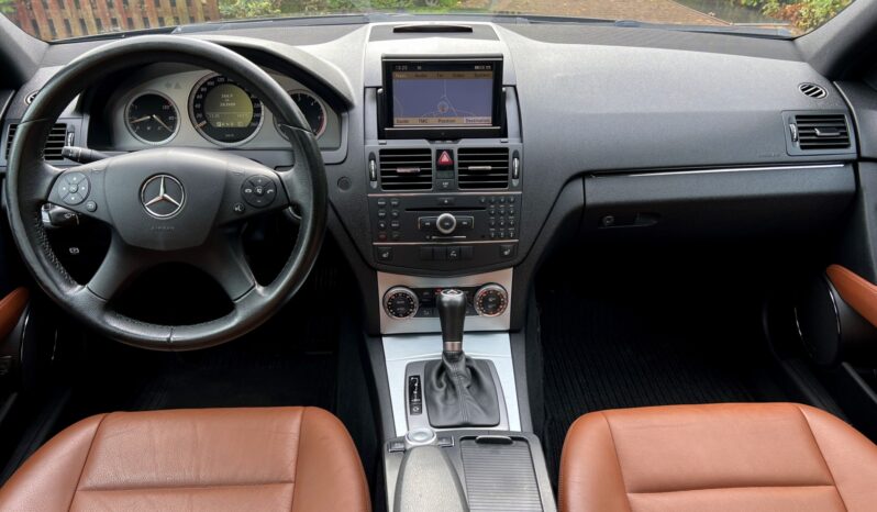 MERCEDES W204 320CDI 224KM AVANTGARDE – AUTOMAT – NAVI – SKÓRA – HARMAN/KARDON – BI-XENON full