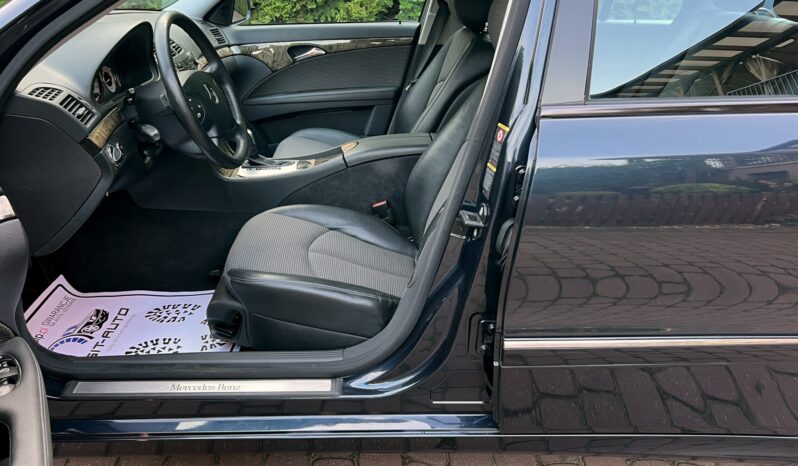 MERCEDES W211 E280 3.0 V6 231KM – 7G-TRONIC – AVANTGARDE – XENON – NAVI full