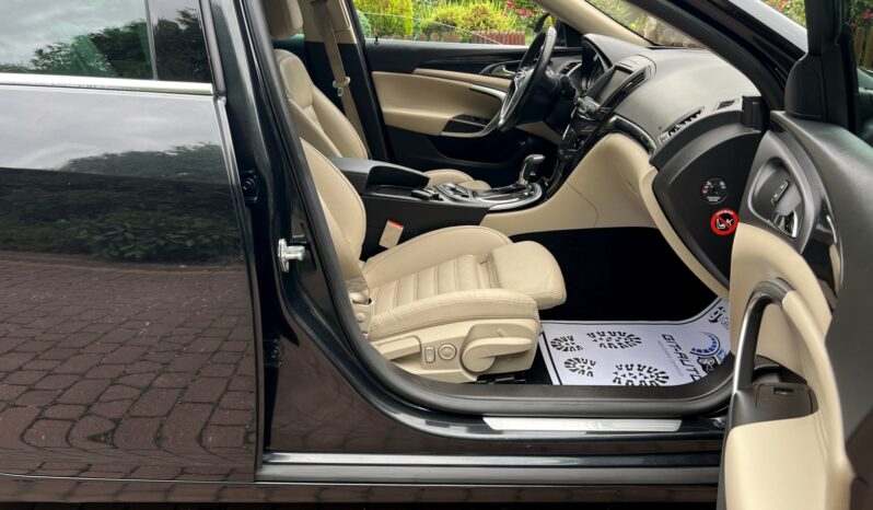 OPEL INSIGNIA 2.0 TURBO BENZYNA 250KM 4X4 – AUTOMAT – KAMERA – SKÓRA – NAWIGACJA full
