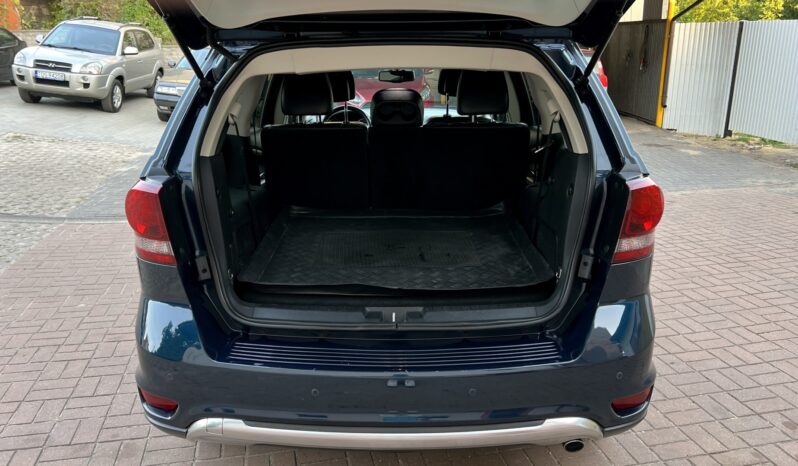 FIAT FREEMONT CROSS 2.0 M-JET 170KM AWD – AUTOMAT – KAMERA – ALPINE – 7 OSÓB – SERWIS ASO full