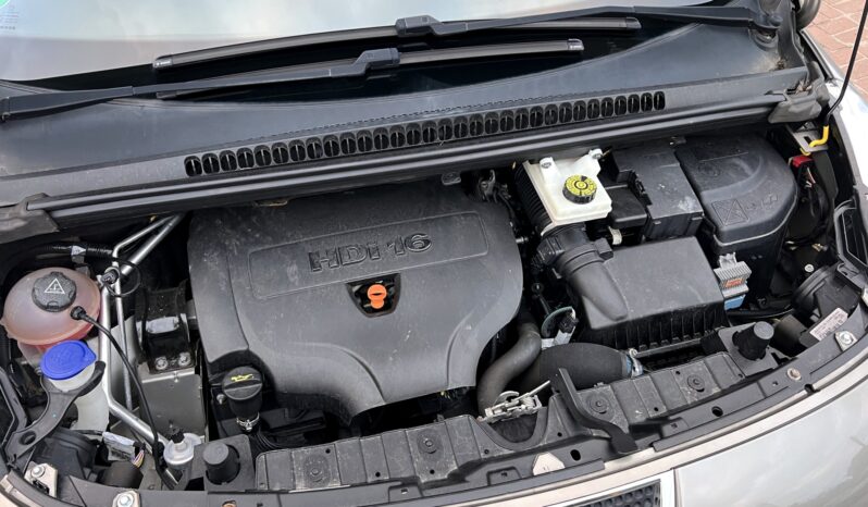 PEUGEOT 3008 2.0 HDI 163KM AUTOMAT – HEAD UP – NAVI – GRZANE FOTELE – TEMPOMAT full
