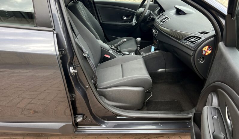 RENAULT MEGANE III 1.5 DCI 106KM – KLIMATRONIC – ALUFELGI – FABRYCZNY LAKIER – SERWIS ASO full