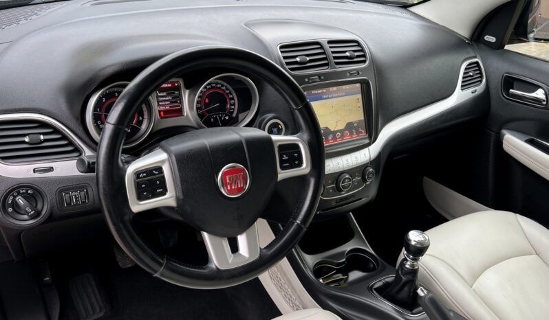 FIAT FREEMONT 2.0 M-JET 170KM FWD LOUNGE – MANUAL – NAVI – KAMERA – SKÓRA full