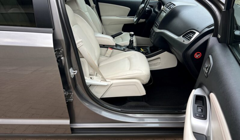 FIAT FREEMONT 2.0 M-JET 170KM FWD LOUNGE – MANUAL – NAVI – KAMERA – SKÓRA full