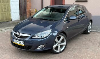 OPEL ASTRA J 1.6 TURBO 180KM – BI-XENON – NAVI – NOWE OPONY – GRZANE FOTELE full