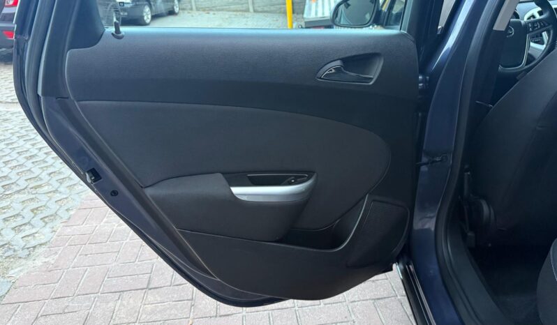 OPEL ASTRA J 1.6 TURBO 180KM – BI-XENON – NAVI – NOWE OPONY – GRZANE FOTELE full