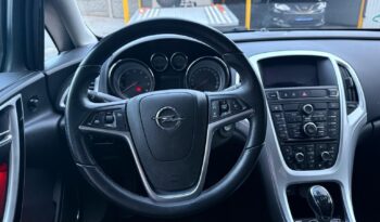 OPEL ASTRA J 1.6 TURBO 180KM – BI-XENON – NAVI – NOWE OPONY – GRZANE FOTELE full