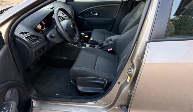 RENAULT MEGANE III 1.6 16V 100KM – KLIMA – NOWY ROZRZĄD – SERWIS ASO – IMPORT NIEMCY full