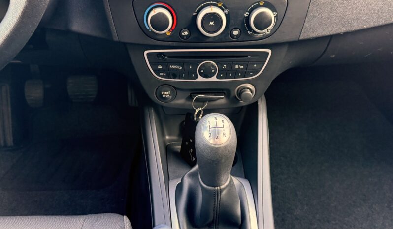 RENAULT MEGANE III 1.6 16V 100KM – KLIMA – NOWY ROZRZĄD – SERWIS ASO – IMPORT NIEMCY full