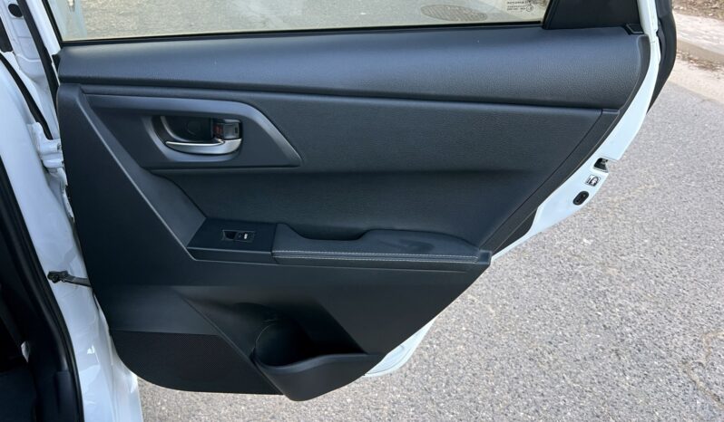 TOYOTA AURIS II 1.8 HYBRID 136KM – AUTOMAT – KAMERA – NAVI – SERWIS ASO – PARKTRONIC full