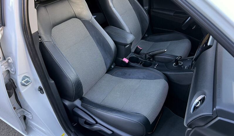 TOYOTA AURIS II 1.8 HYBRID 136KM – AUTOMAT – KAMERA – NAVI – SERWIS ASO – PARKTRONIC full