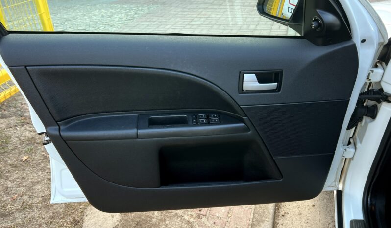 FORD MONDEO III 2.5 V6 170KM GHIA – MANUAL – YOUNGTIMER – KLIMATRONIC – GRZANE FOTELE full