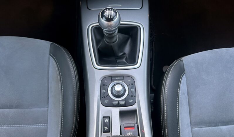 RENAULT LAGUNA III 2.0 DCI 178KM 4CONTROL – EL. FOTELE – NAVI – ALCANTARA/SKÓRA full