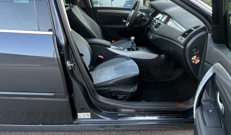RENAULT LAGUNA III 2.0 DCI 178KM 4CONTROL – EL. FOTELE – NAVI – ALCANTARA/SKÓRA full