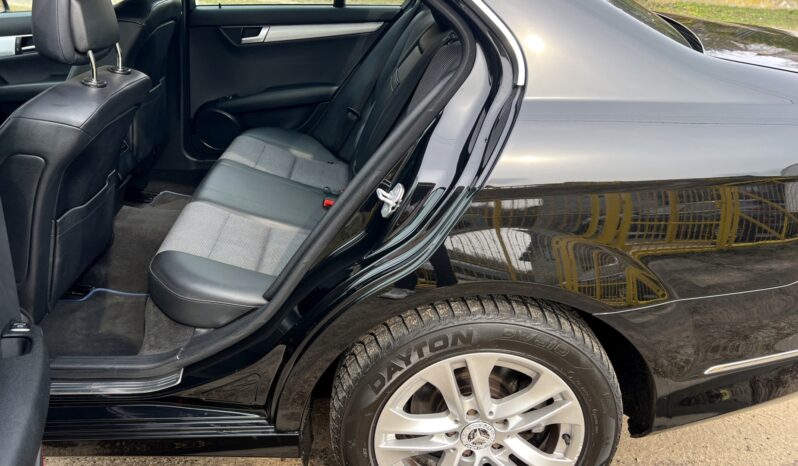 MERCEDES W204 LIFT C180 CGI 156KM – AUTOMAT 7G-TRONIC – GRZANE FOTELE – SERWIS ASO full