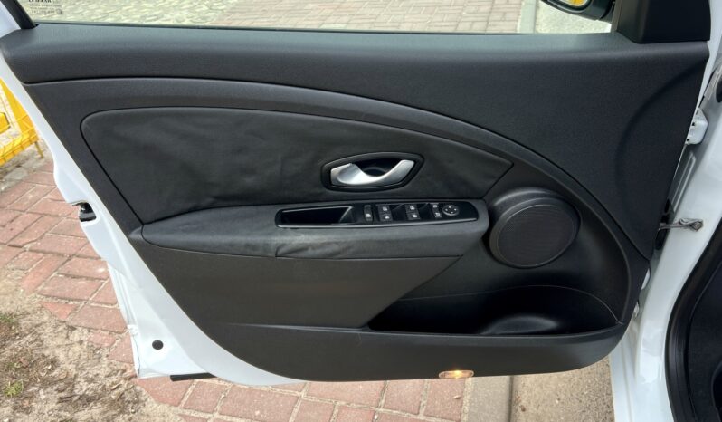 RENAULT MEGANE III 1.6 16V 100KM AUTHENTIQUE – KLIMA – NOWY ROZRZĄD – IMPORT NIEMCY full