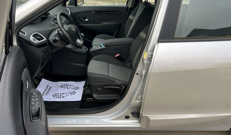 RENAULT SCENIC III LIFT 1.6 16V 110KM – KLIMATRONIC – GRZANE FOTELE – NAWIGACJA full