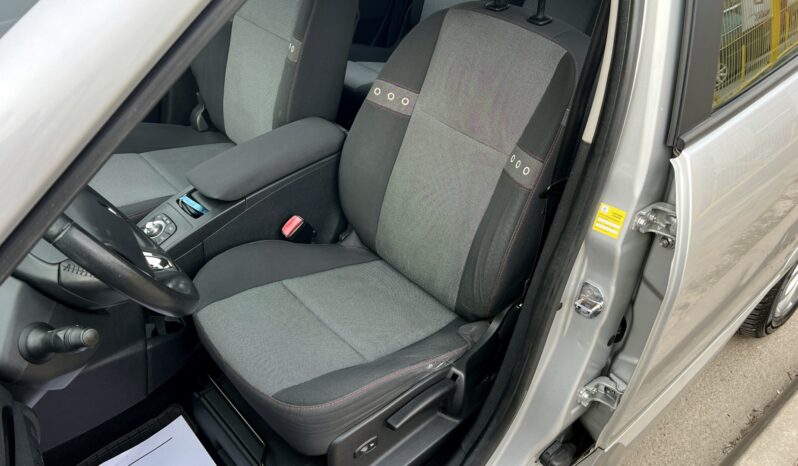 RENAULT SCENIC III LIFT 1.6 16V 110KM – KLIMATRONIC – GRZANE FOTELE – NAWIGACJA full