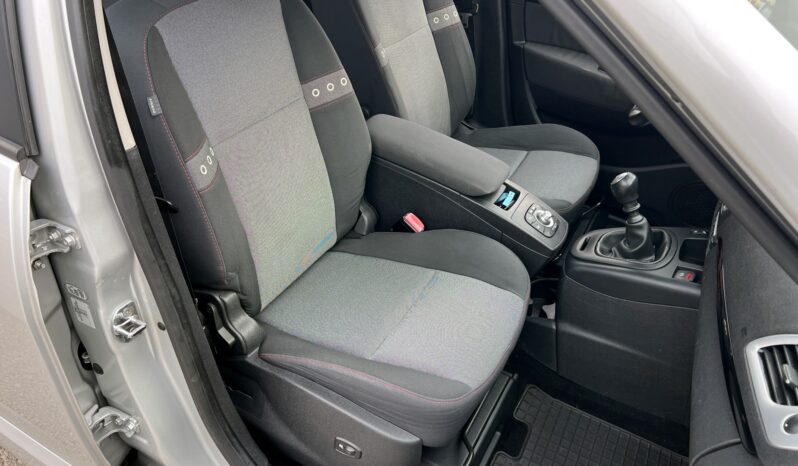 RENAULT SCENIC III LIFT 1.6 16V 110KM – KLIMATRONIC – GRZANE FOTELE – NAWIGACJA full