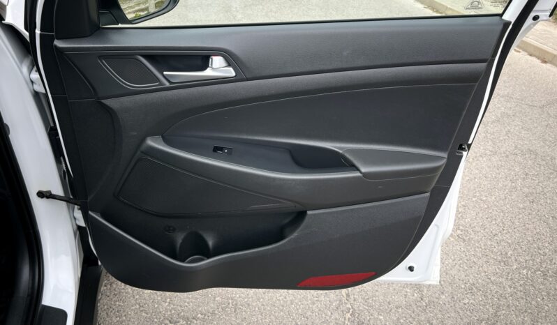 HYUNDAI TUCSON III 1.6 GDI 132KM – NAVI – GRZANA KIEROWNICA I FOTELE – TEMPOMAT full