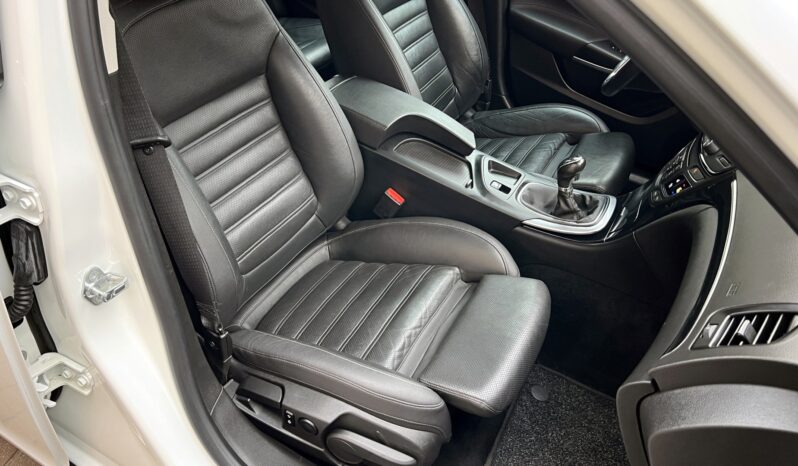 OPEL INSIGNIA A FL 2.0 CDTI 170KM – MARTWE POLE – KAMERA – ACC – BI-XENON full