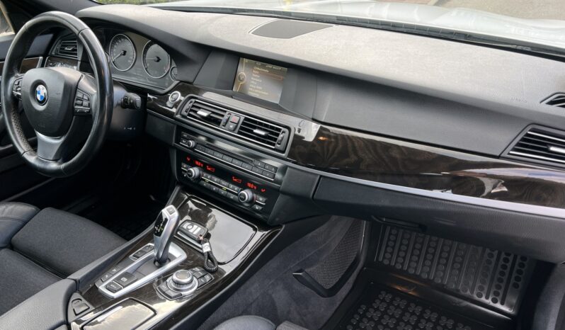 BMW F11 530D XDRIVE 258KM 4×4 – AUTOMAT – SPORTY – NAVI – BI-XENON full