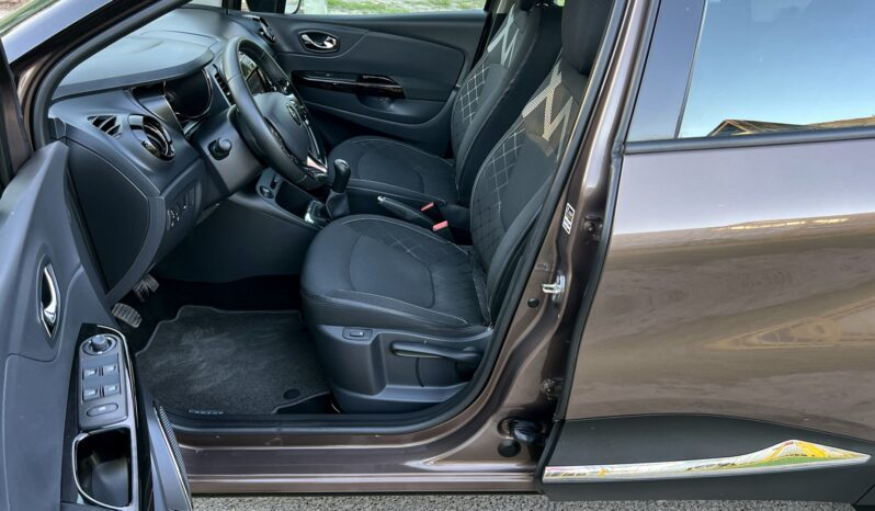 RENAULT CAPTUR 1.5 DCI 90KM – NAVI – KAMERA – KLIMATRONIC – SERWIS ASO full