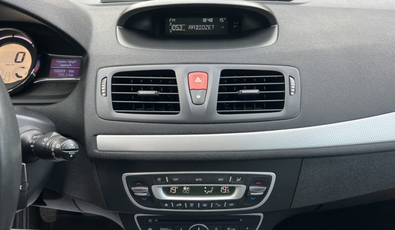 RENAULT MEGANE III 1.6 110KM – 6 BIEGÓW – TEMPOMAT – 2 KARTY – KLIMATRONIC full