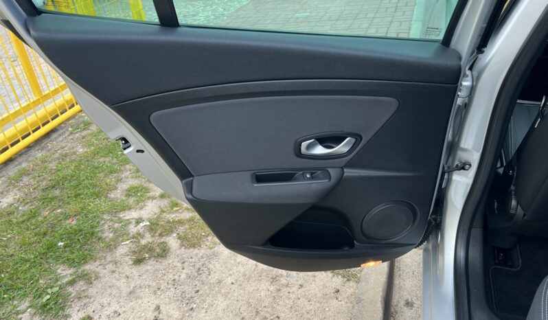 RENAULT MEGANE III 1.6 110KM – 6 BIEGÓW – TEMPOMAT – 2 KARTY – KLIMATRONIC full