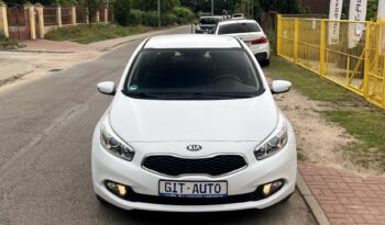 KIA CEED II 1.4 BENZYNA 100KM – KLIMA – MULTIFUNKCJA – FABRYCZNY LAKIER full