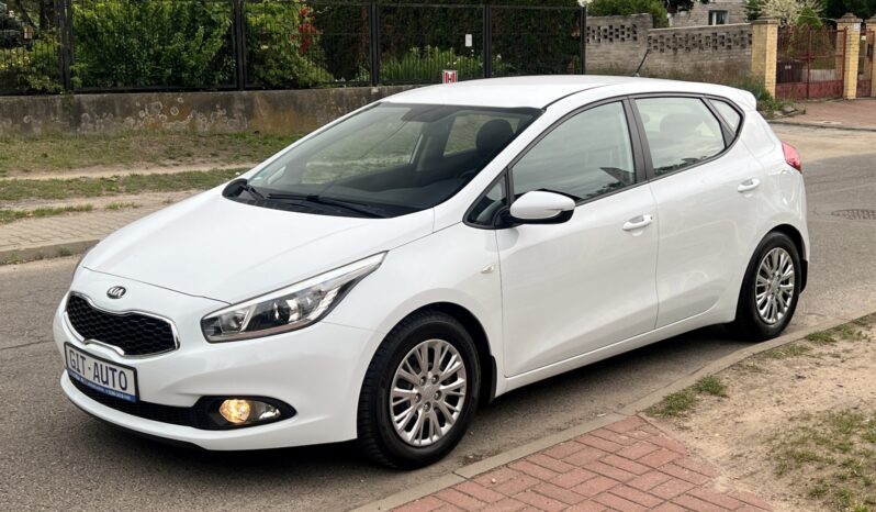KIA CEED II 1.4 BENZYNA 100KM – KLIMA – MULTIFUNKCJA – FABRYCZNY LAKIER full