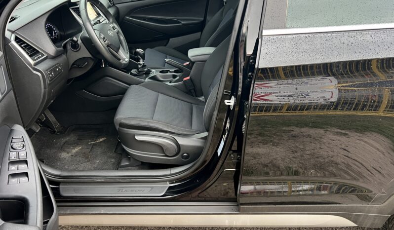 HYUNDAI TUCSON III 1.6 T-GDI 177KM FWD – MANUAL – NAVI – KAMERA COFANIA – TEMPOMAT full