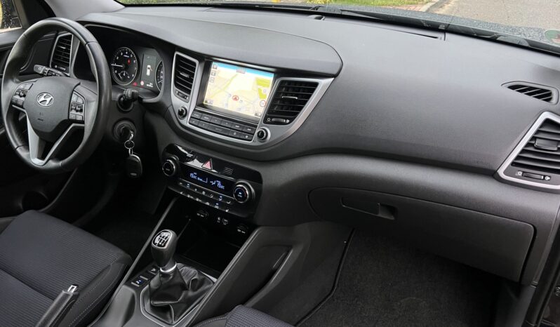HYUNDAI TUCSON III 1.6 T-GDI 177KM FWD – MANUAL – NAVI – KAMERA COFANIA – TEMPOMAT full