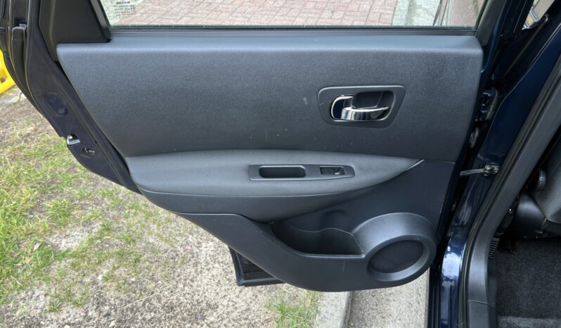 NISSAN QASHQAI I LIFT 1.6 117KM – KLIMA – TEMPOMAT – CZUJNIKI COFANIA full