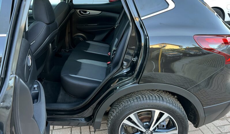 NISSAN QASHQAI II LIFT 1.6 DIG-T 163KM – LED – KAMERY 360 – KLIMATRONIC – SERWIS ASO full