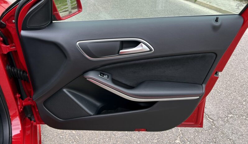 MERCEDES W176 A180 122KM – PAKIET AMG – SKÓRA + ALCANTARA – BI-XENON – LED full