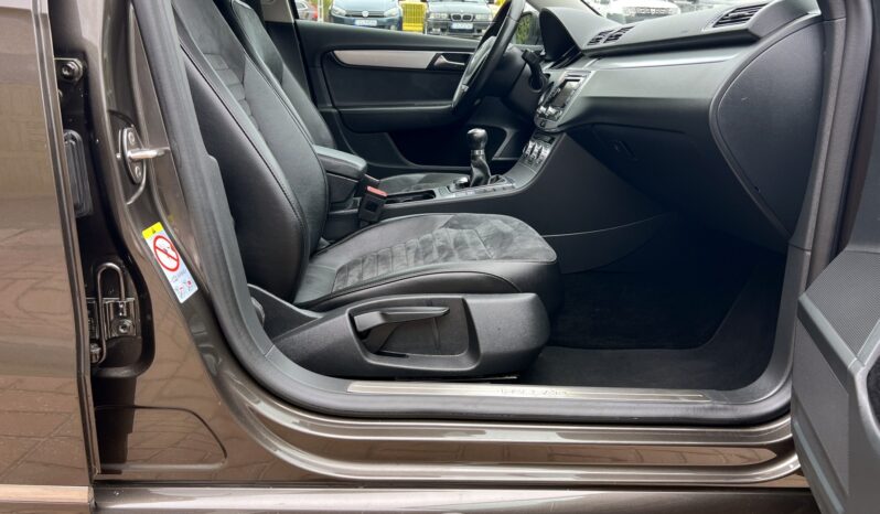 VW PASSAT B7 2.0 TDI 140KM HIGHLINE – MANUAL – NOWY ROZRZĄD – ALCANTARA – SERWIS full