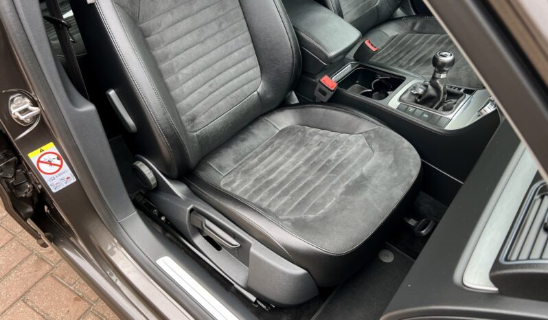 VW PASSAT B7 2.0 TDI 140KM HIGHLINE – MANUAL – NOWY ROZRZĄD – ALCANTARA – SERWIS full