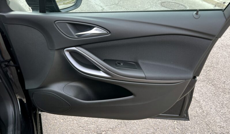 OPEL ASTRA K 1.4 TURBO 125KM – GRZANE FOTELE I KIEROWNICA – IMPORT NIEMCY full
