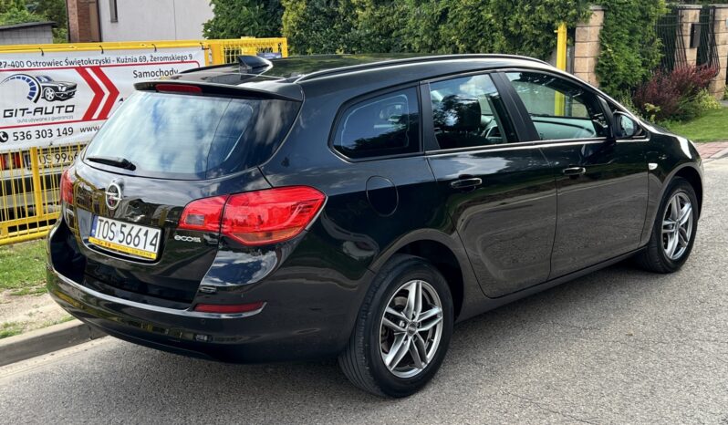 OPEL ASTRA J 1.4 BENZYNA 100KM KOMBI – KLIMA – TEMPOMAT – CZUJNIKI COFANIA full