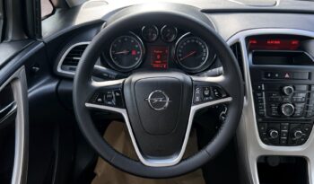 OPEL ASTRA J 1.4 BENZYNA 100KM KOMBI – KLIMA – TEMPOMAT – CZUJNIKI COFANIA full