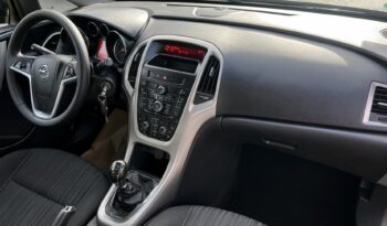 OPEL ASTRA J 1.4 BENZYNA 100KM KOMBI – KLIMA – TEMPOMAT – CZUJNIKI COFANIA full