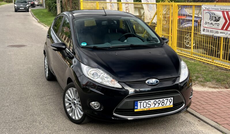 FORD FIESTA TITANIUM 1.25 82KM – KLIMATRONIC – GRZANE FOTELE – GRZANA SZYBA PRZÓD full