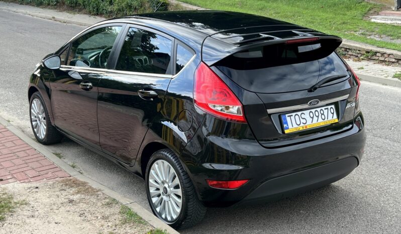 FORD FIESTA TITANIUM 1.25 82KM – KLIMATRONIC – GRZANE FOTELE – GRZANA SZYBA PRZÓD full