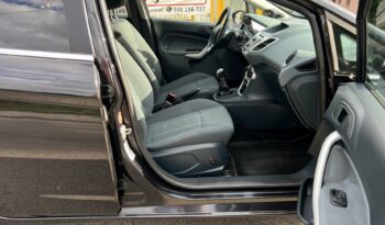 FORD FIESTA TITANIUM 1.25 82KM – KLIMATRONIC – GRZANE FOTELE – GRZANA SZYBA PRZÓD full